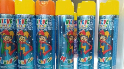 Carnaval sin pomo: floja venta de nieves en casas de cotillón