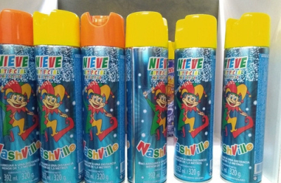 Carnaval sin pomo: floja venta de nieves en casas de cotillón