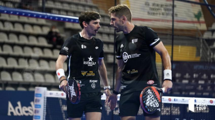 pareja padel.JPG