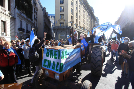 protesta campo 5.JPG