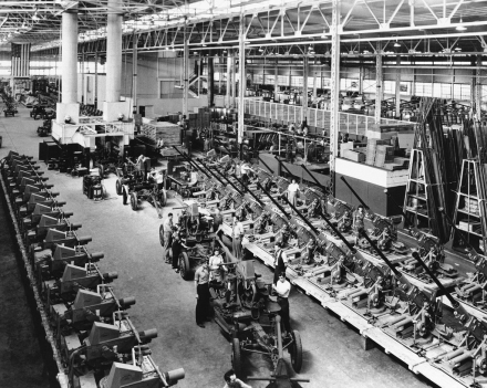 corp extra profit wwII.jpg