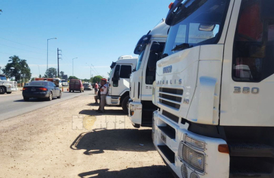 Transportistas de cargas esperan respuestas en la reunión de hoy