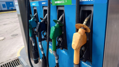 Caos en la capital por la falta de gasoil en las estaciones de servicio