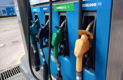 Caos en la capital por la falta de gasoil en las estaciones de servicio