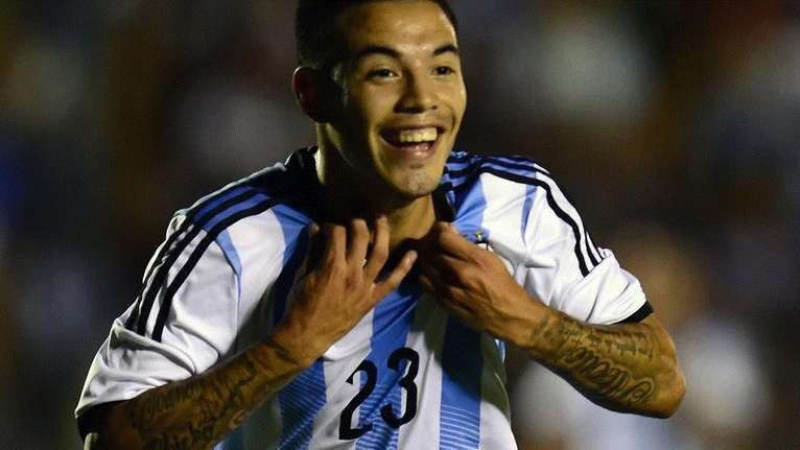 El futbolista Maximiliano Rolón y su hermano Ariel murieron en un accidente de tránsito