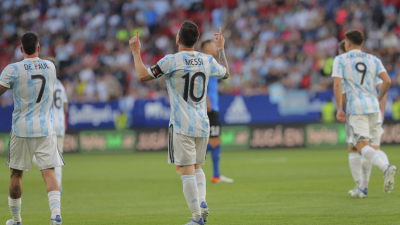 Messi sigue haciendo historia: cinco goles en un mismo partido con la selección