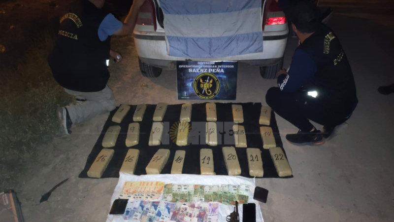 Atrapan a dos sujetos con 17 kilos de marihuana en Sáenz Peña