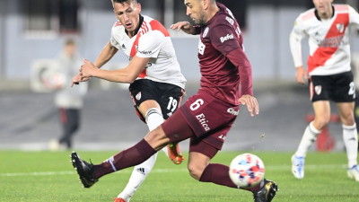 Segunda victoria al hilo de River que se mete en la pelea