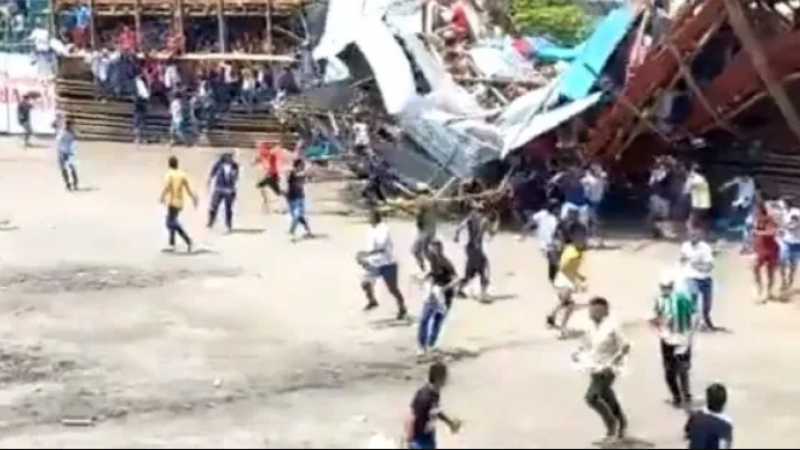 Al menos cuatro muertos y decenas de heridos al desplomarse una tribuna en Colombia