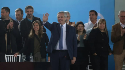 Alberto Fernández cargó contra los que "siguen especulando con una devaluación"