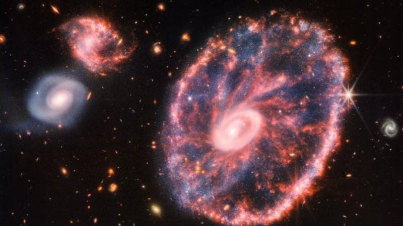 Telescopio Webb deslumbra con un extraño tipo de galaxia