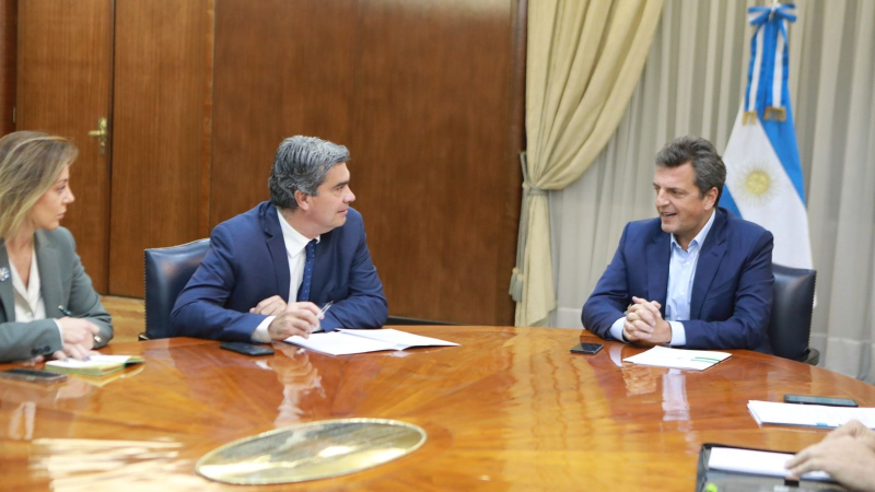 Tras su encuentro con Massa, Capitanich anunció la ampliación de subsidios energéticos para el Chaco