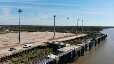 Hidrovía: Capitanich reclamó obras inmediatas para las vías secundarias