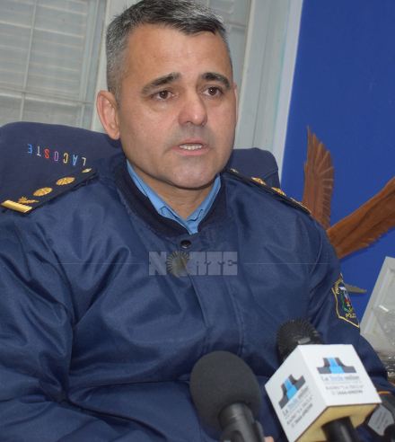 caso polis violines1.jpg