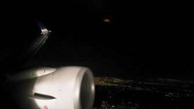 Aviones de Aerolíneas Argentinas fueron seguidos por un OVNI