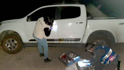 Interrumpieron una cena familiar y a punta de pistola se llevaron 450 mil pesos, 3 mil dólares y una camioneta