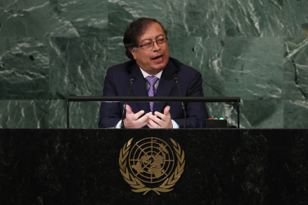 Pettro consideró que la “fracasada guerra contra las drogas” es “lo irracional que martiriza nuestro cuerpo”, afirmó el mandatario colombiano.jpg