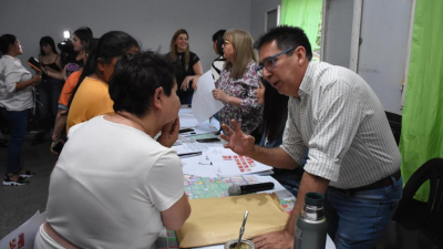 Conversatorios vecinales:"Es importante recorrer la ciudad, escuchar y atender las demandas de los vecinos y vecinas"