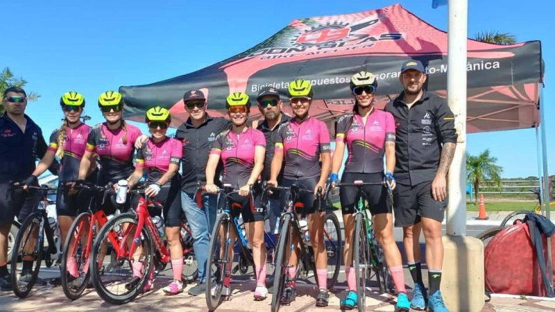 Entusiasmo y renovadas expectativas del equipo femenino de ciclismo