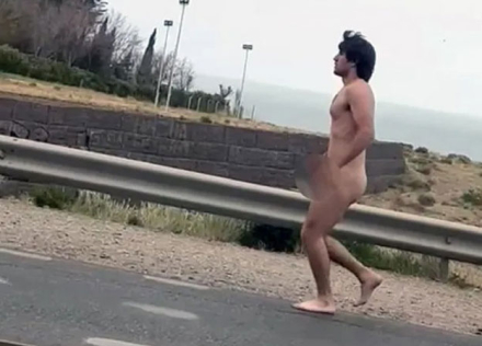 corredor-desnudo-1jpg.jpg
