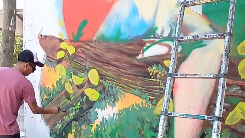 Chaco Pinta Salvaje: avanzan los murales de grandes dimensiones en Colonia Elisa