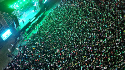  Una multitud estuvo en "Modo Carnaval" y disfrutó el show de Trueno