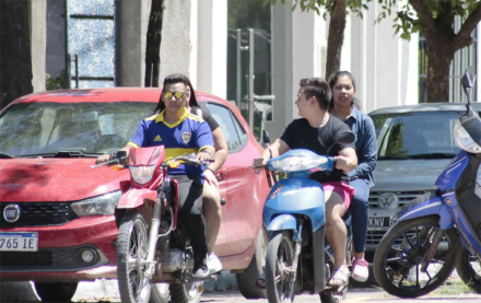 motos2.jpg