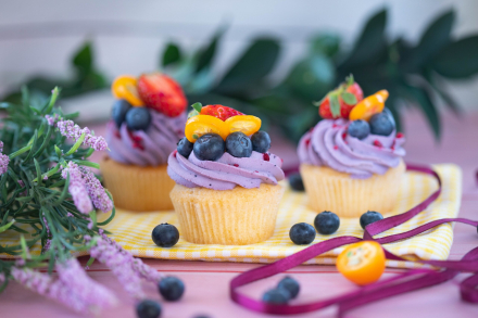 Cupcakes-lila-scaled.jpg