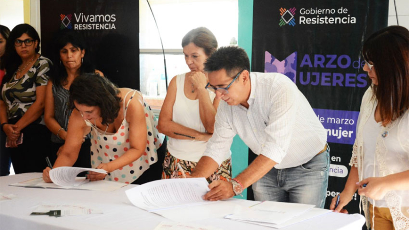 Convenios para oficios, gestión de emprendimientos y asesoramiento