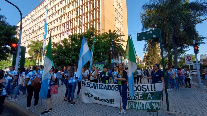 Frente a Casa de Gobierno, UPCP reclama por mejores condiciones laborales en Salud y pases a planta