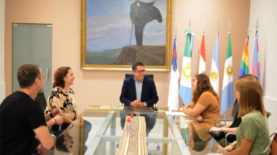 Junto con Unicef, el intendente evaluó la situación de las infancias y juventudes
