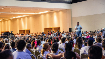 Gustavo Martínez: "La única forma de incluir es que una persona se pueda alimentar y vivir segura"