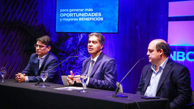 Capitanich anunció promociones en los pasajes de Aerolíneas Argentinas