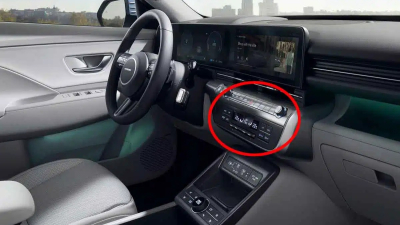 Entre tanta pantalla Hyundai conserva la cordura