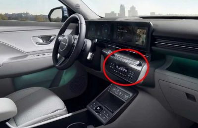 Entre tanta pantalla Hyundai conserva la cordura