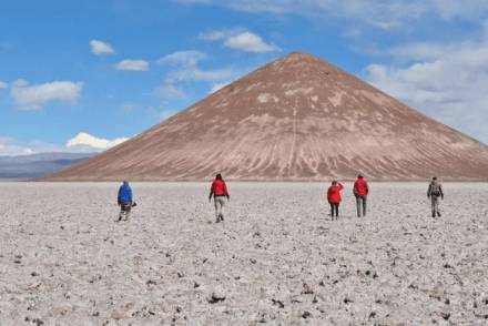 Salta salar de Arizaro.jpg