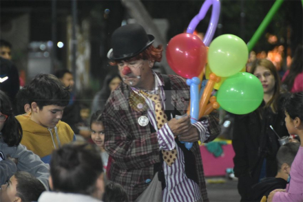 plaza2.jpg