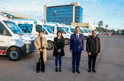 Encuentro de salud: Capitanich garantizó acceso a remedios y entregó ambulancias