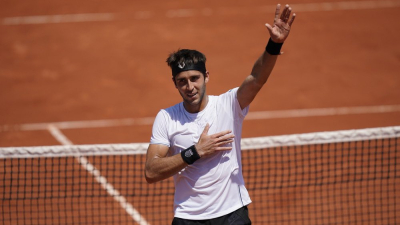 Roland Garros: el platense Etcheverry fue una "aplanadora" y está en los octavos