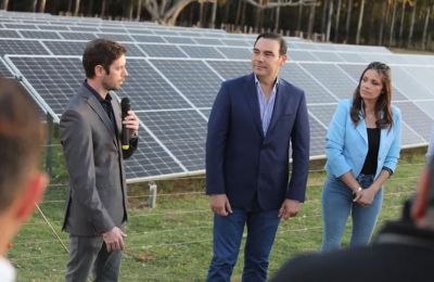 Inauguran otra planta fotovoltaica y también una central solar en una textil