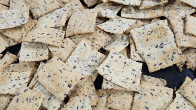 Crean bizcochos saludables y proteicos para el mate