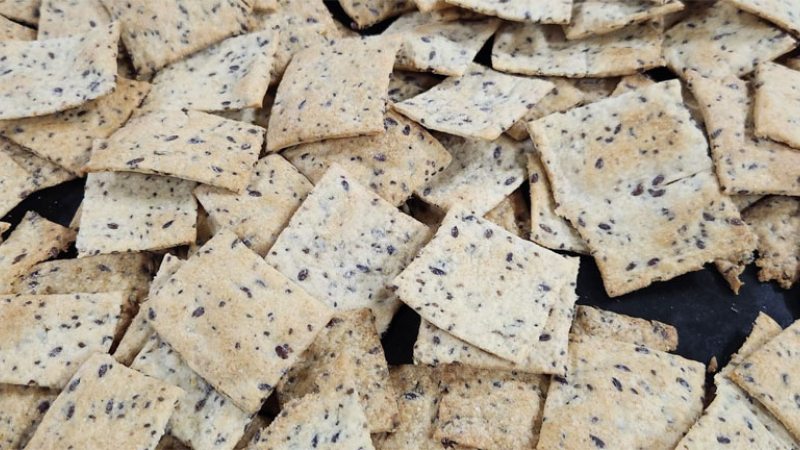 Crean bizcochos saludables y proteicos para el mate