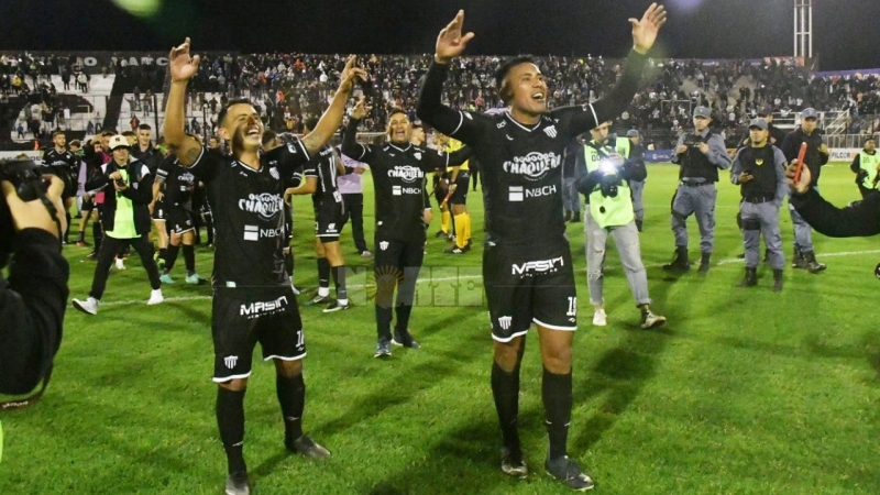 For Ever ganó un partido increíble ante Racing y sueña con salvarse