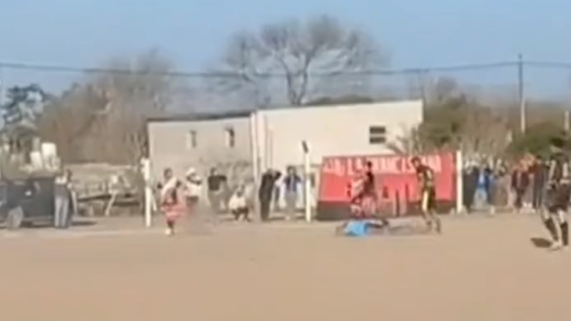 Brutal agresión a un árbitro durante un partido en Córdoba