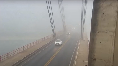 Piden circular con precaución por la densa niebla en el área metropolitana