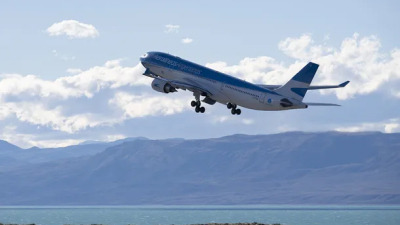 ANSES: cómo acceder a descuentos en pasajes de avión de hasta 20%