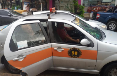 Taxistas también esperan el fin de la sequía: con lluvia trabajan más y mejor