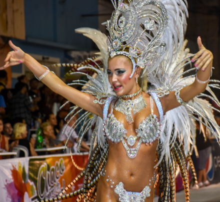 Chaco - Carnaval-bailarina-corsos.jpg