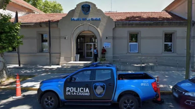 Un turista murió en una comisaría cuando fue a denunciar un robo
