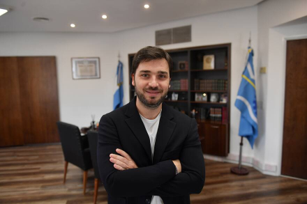 el-senador-nacional-ignacio-torres-pro-y-Y6LJKGLH3VDAHCNTC7EJNFX2QY.jpg